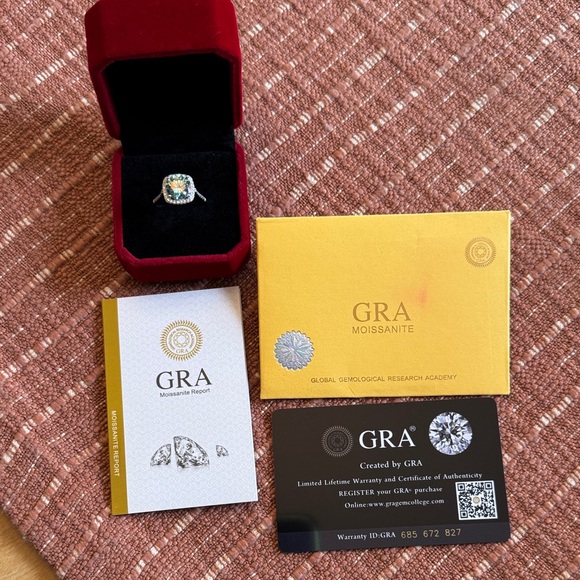 3ct Light Blue Moissanite with GRA Size 8 - Picture 2 of 4